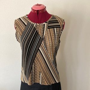 Plissé Size M sleeveless black, brown & cream round neck ribbed blouse. Raw hem.